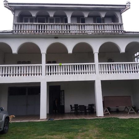 Anamaria Hotell Batumi Eksteriør bilde